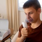 Обзор популярных моделей ингаляторов с учетом эффективности, удобства и стоимости для оптимального выбора домашнего медицинского оборудования.